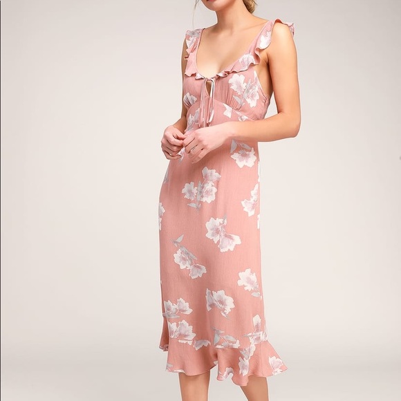 Lulus Dresses & Skirts - NWT LULUS Blush Floral Print Tie-Front Midi Dress